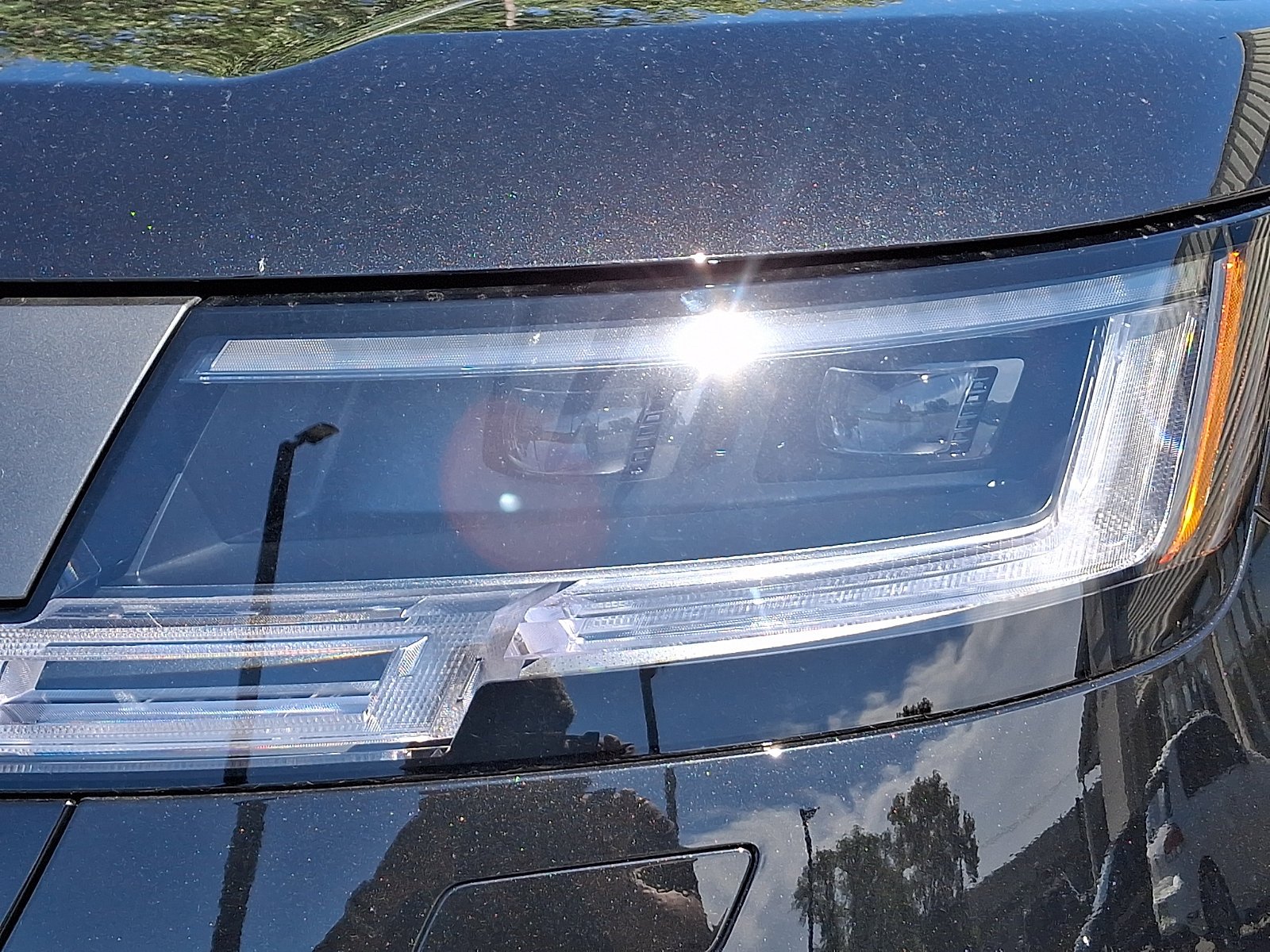 New 2027 Santorini Black Land Rover  image 6