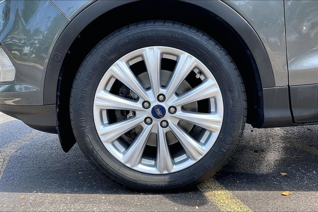 Used 2018 Gray Ford Titanium image 10