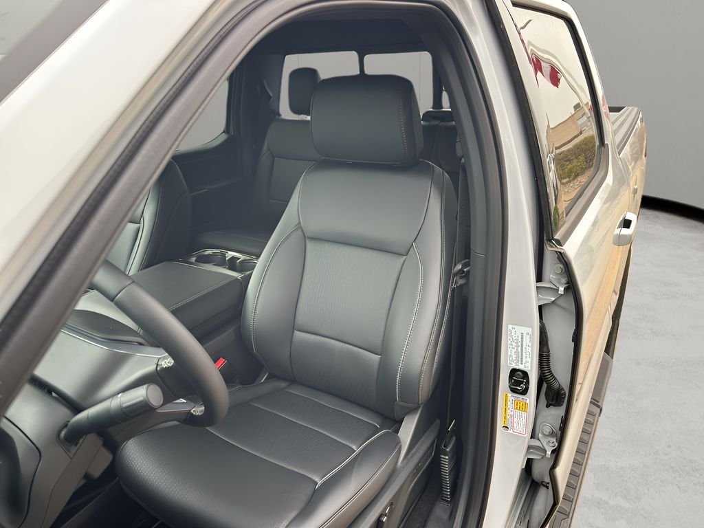 New 2025 Space White Metallic Ford Lariat® image 30