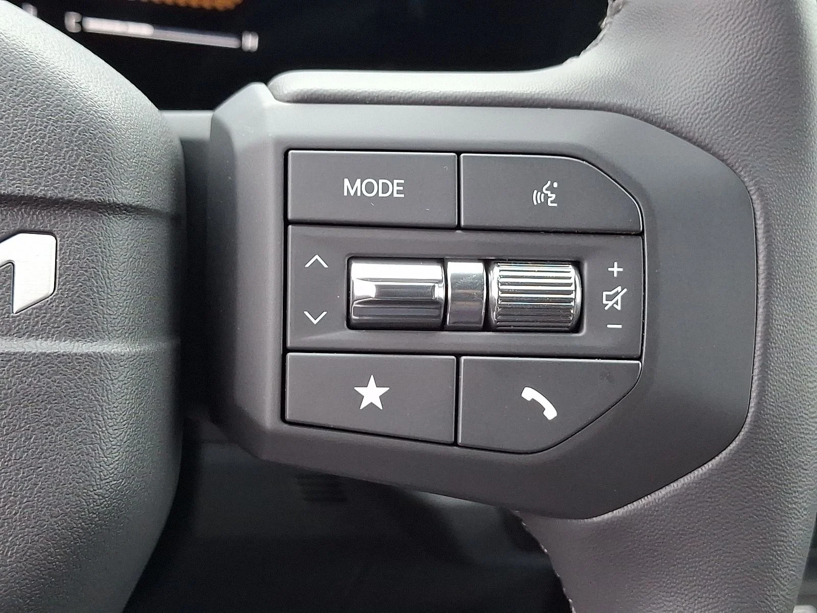 New 2027 Brown Kia X-Line S image 21