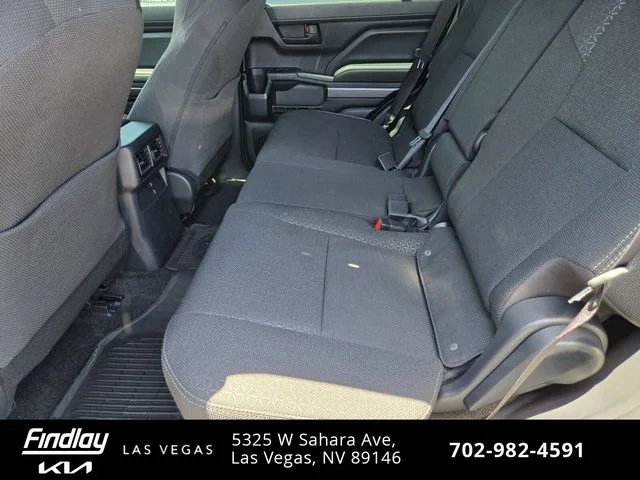 Used 2025  Toyota SR5 image 13
