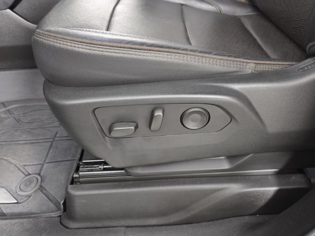 Used 2023 Gray Chevrolet High Country image 26