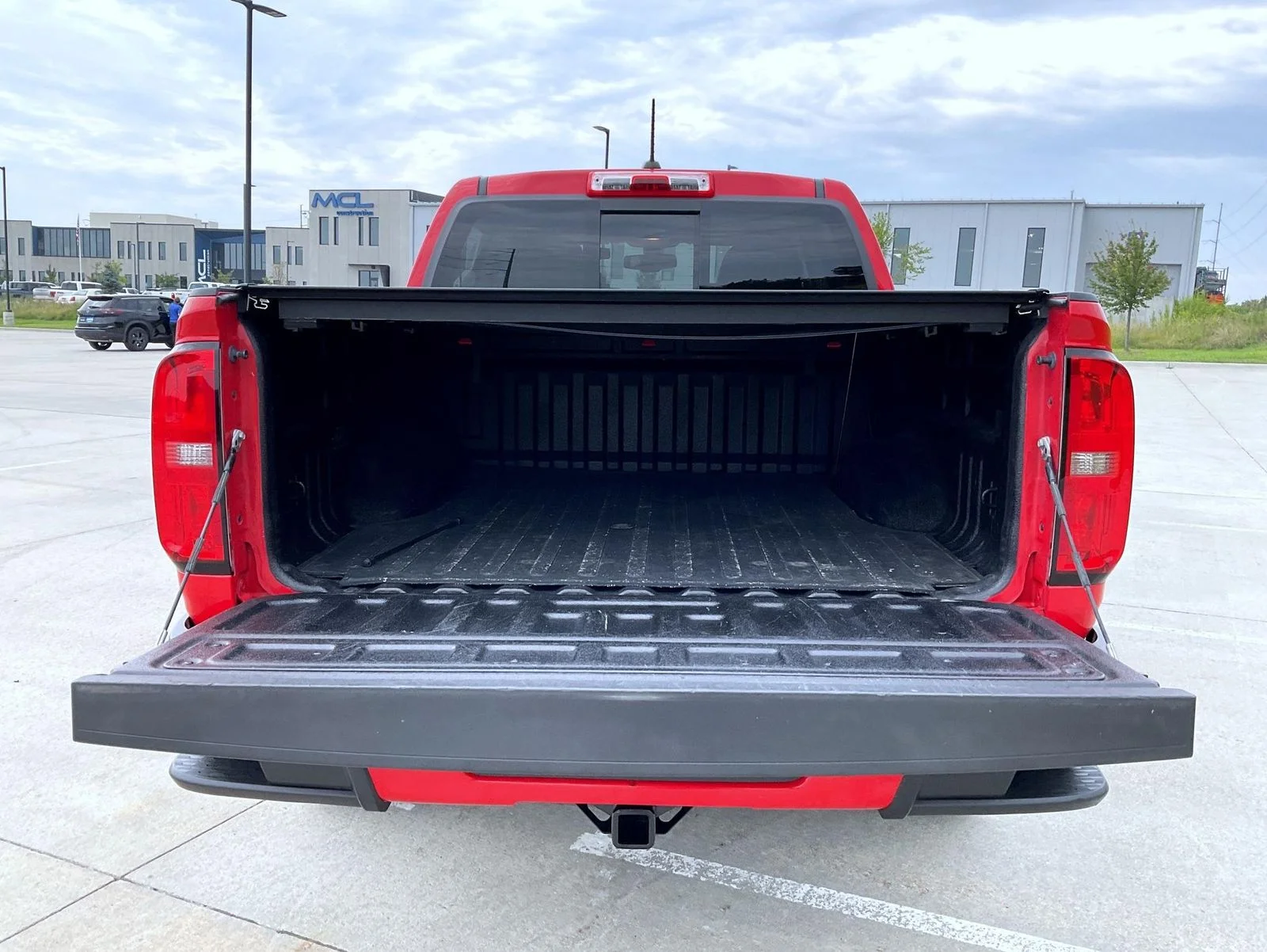 Used 2017 Red Chevrolet Z71 image 9
