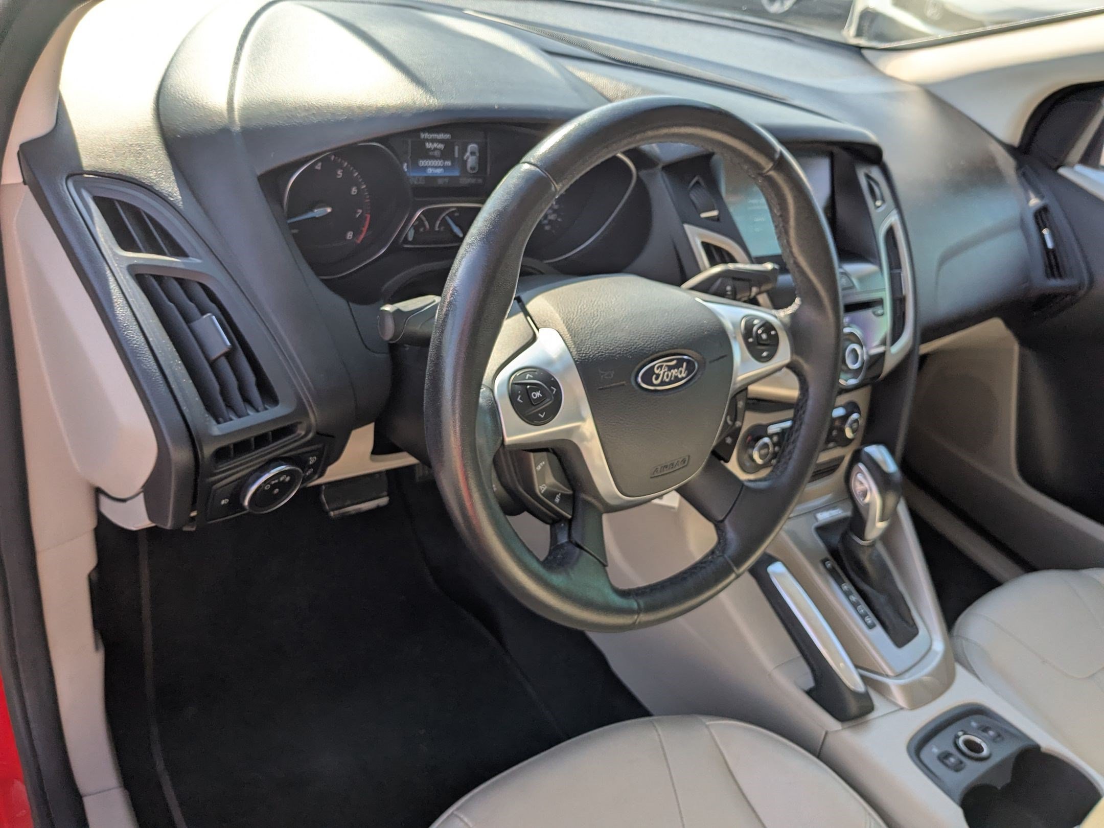 Used 2012 Race Red Ford SEL image 14