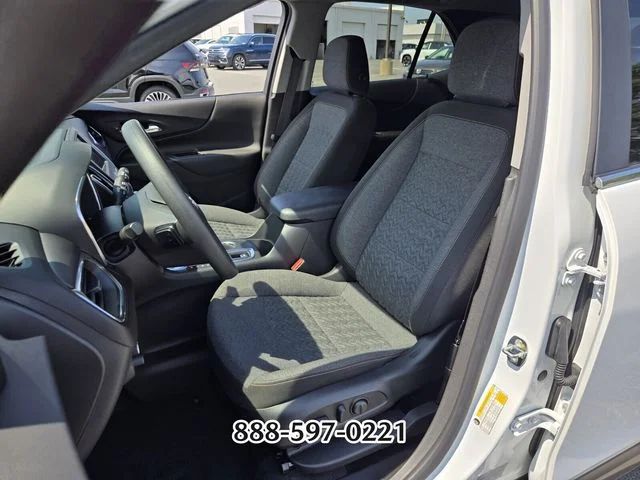 Used 2023 Summit White CHEVROLET LT image 9