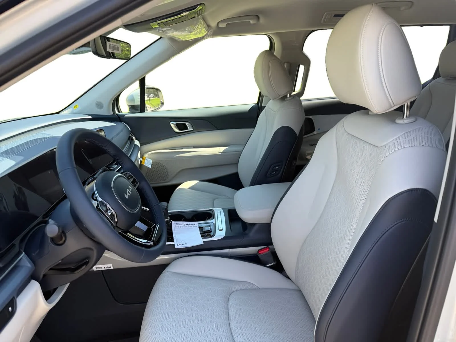 New 2026 Ivory Silver Kia EX image 9