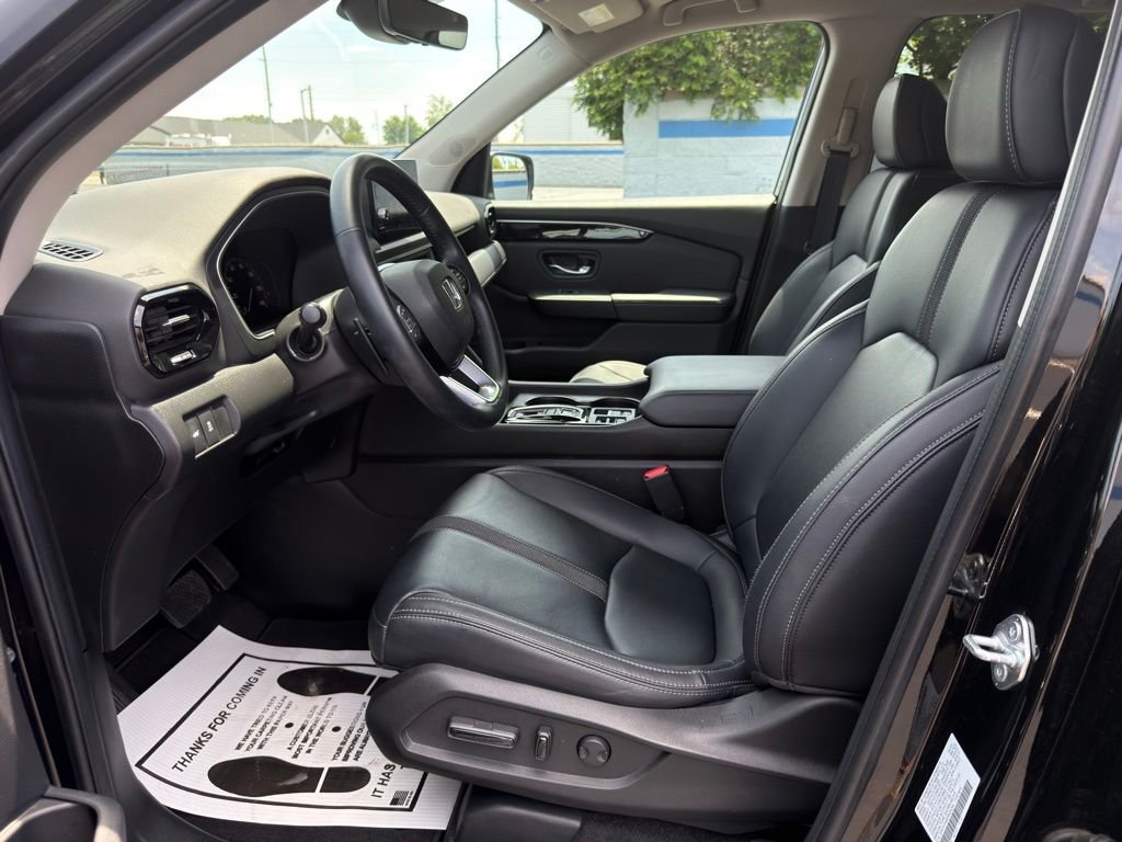 2023 Honda Pilot EX-L - Photo 16