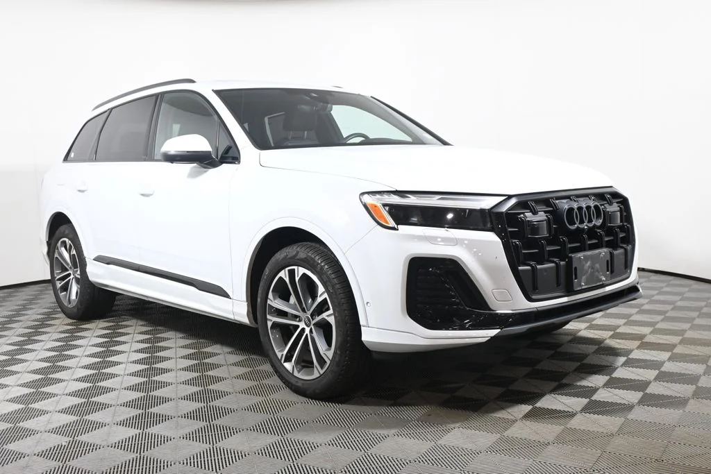 Used 2025 White Audi 45 Premium Plus image 9