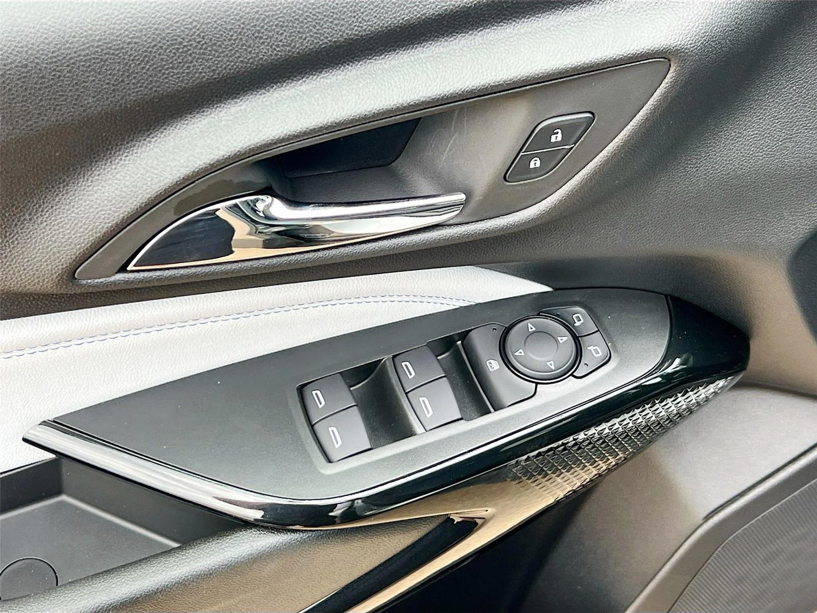 New 2026 Sterling Gray Metallic Chevrolet LT image 20