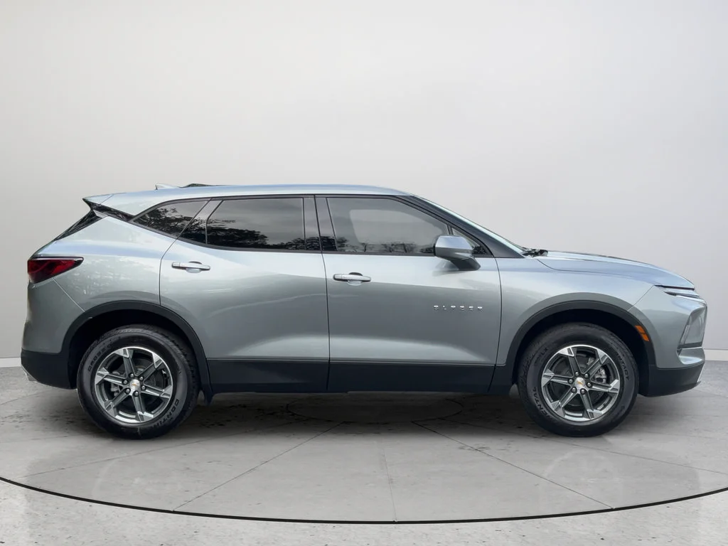 New 2026 Sterling Gray Metallic Chevrolet 2LT image 4