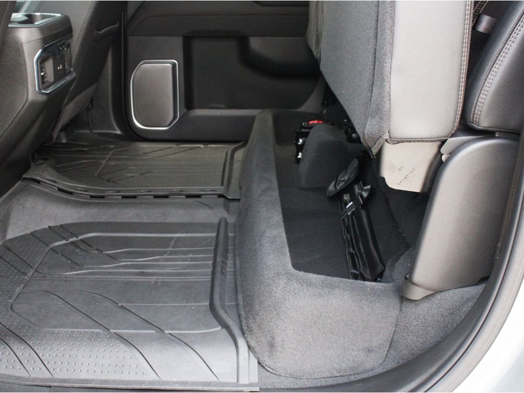 Used 2025 Sterling Gray Metallic Chevrolet High Country image 25