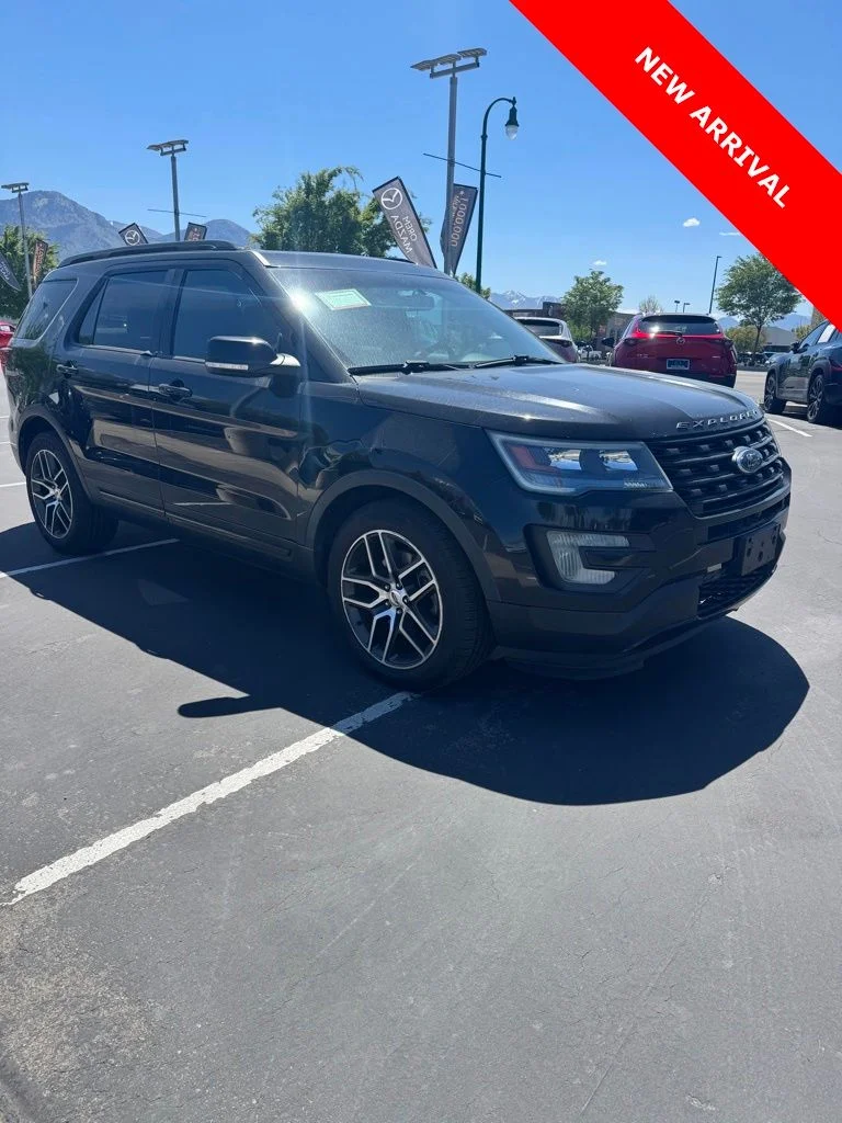 Used 2016 Black Ford Sport image 2