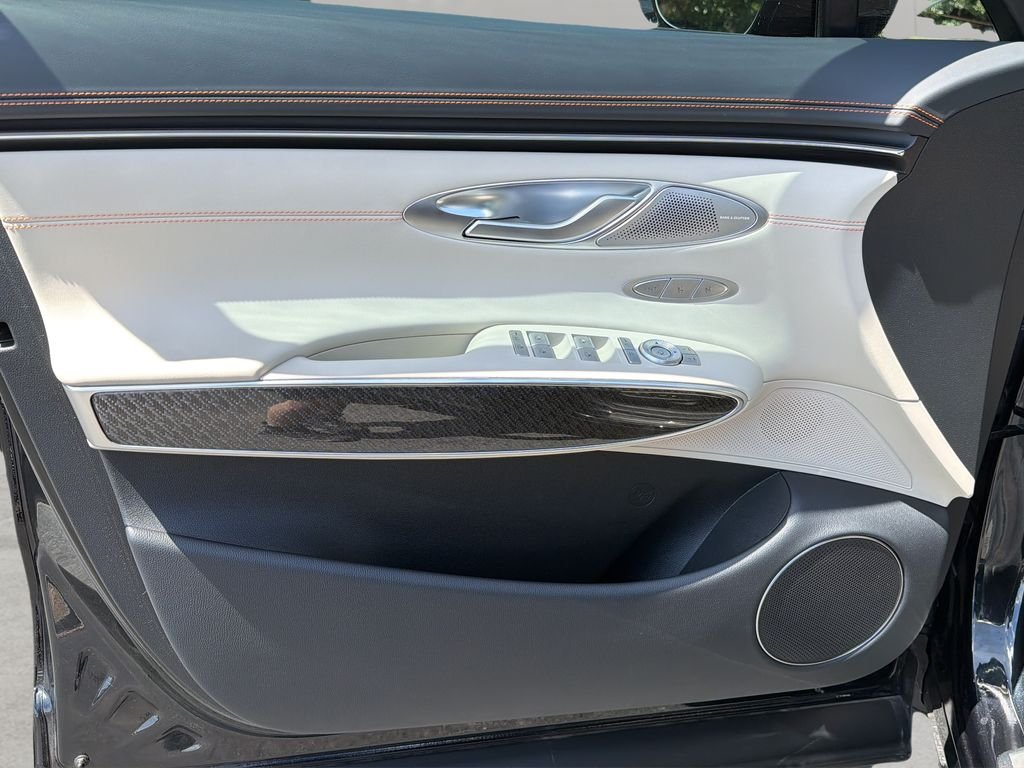 2026 GENESIS GV70 Sport Prestige - Photo 16
