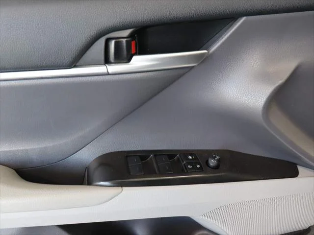 2024 Toyota Camry LE - Photo 14