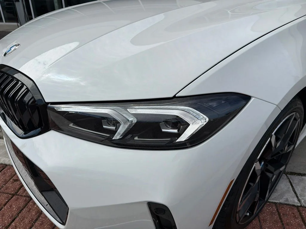 New 2026 Alpine White BMW 330i image 11
