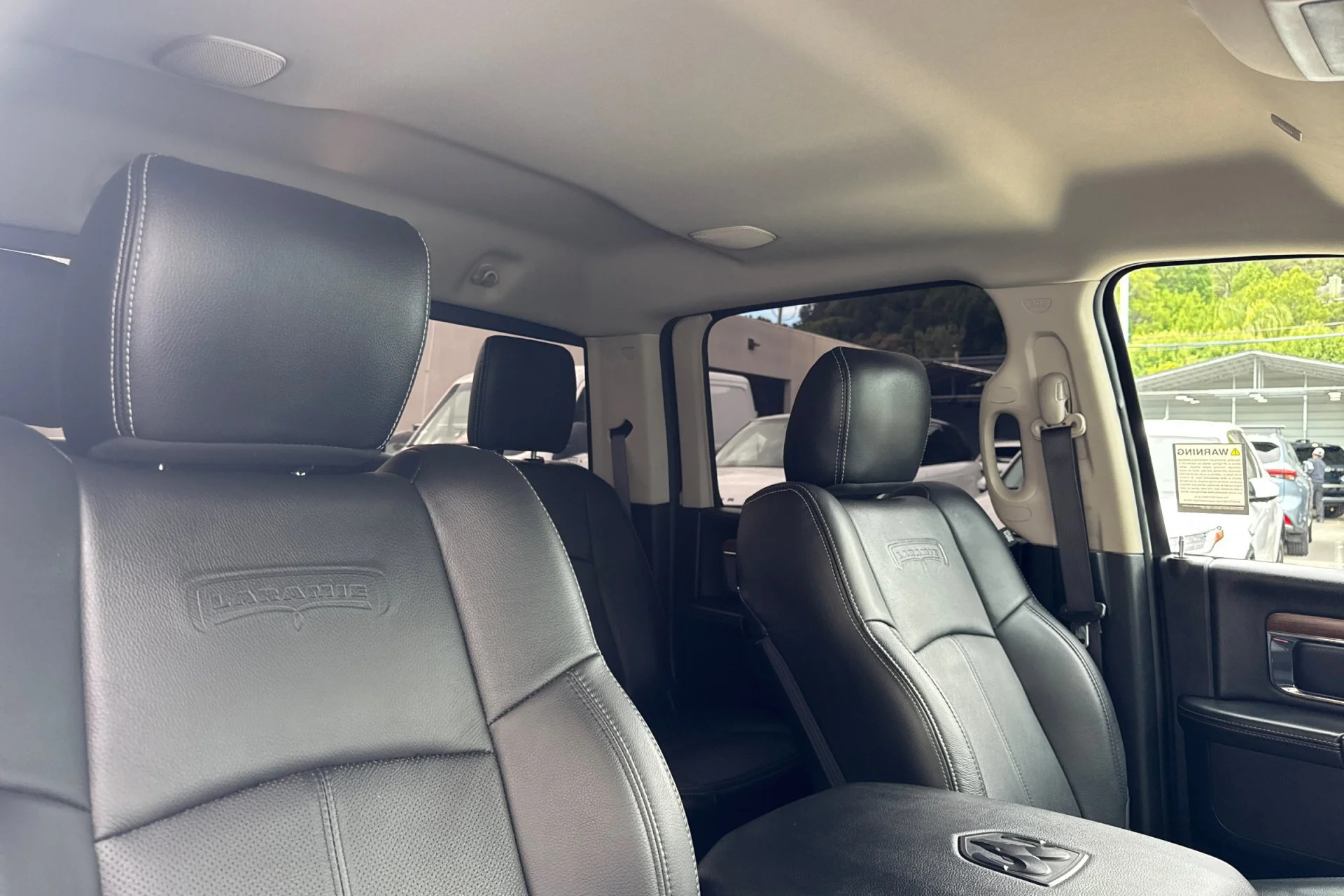 Used 2018 Delmonico Red Pearlcoat Ram Laramie image 18