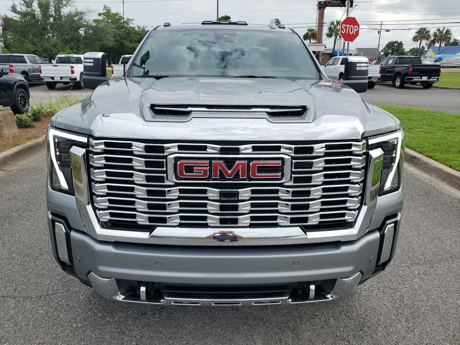 New 2026 Sterling Metallic GMC Denali image 10
