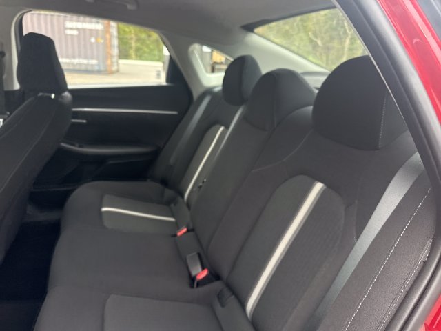 Used 2023 Red Hyundai SE image 14