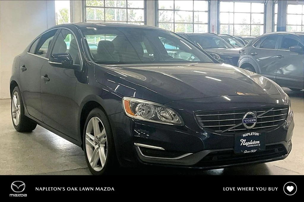 Used 2015 Blue Volvo T5 Premier image 1