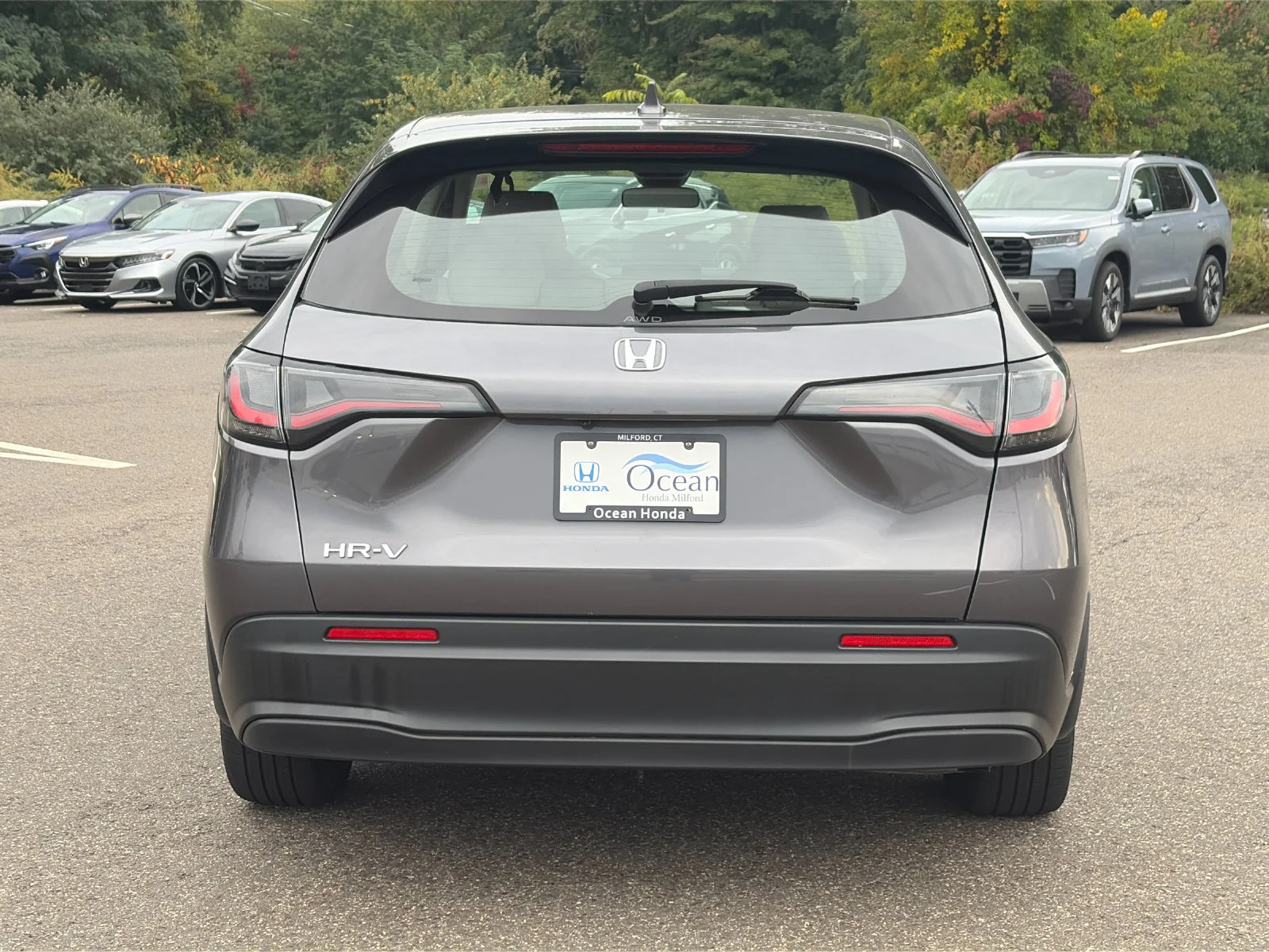 Used 2024 Modern Steel Metallic Honda LX image 4