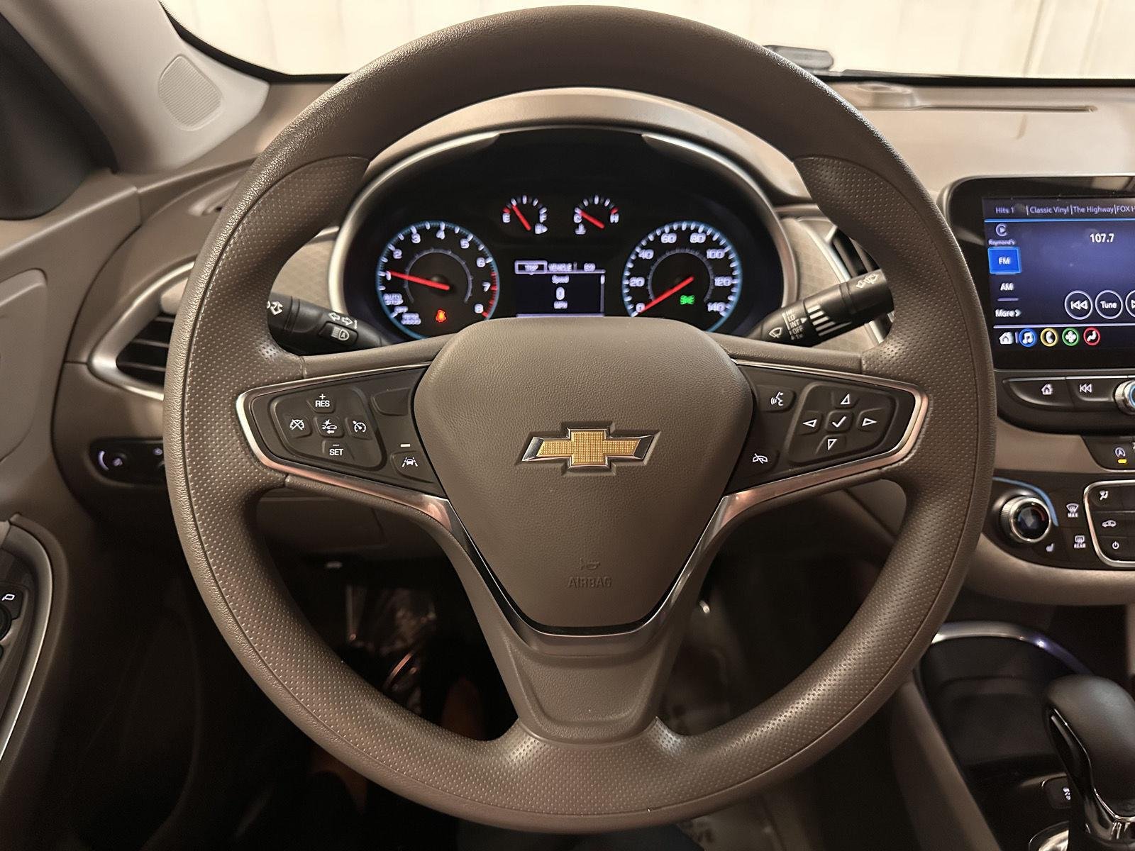 Used 2025 Mineral Gray Metallic Chevrolet LT image 16