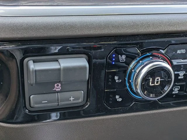 2026 GMC Sierra 1500 SLT - Photo 30