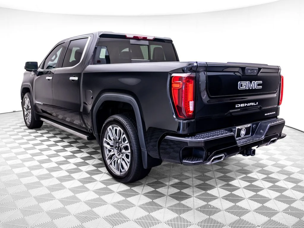 Used 2025 Black GMC Denali Ultimate image 4