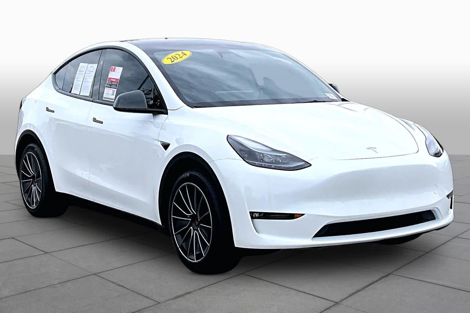 Used 2024 Tesla Model Y Long Range with VIN 7SAYGAEE2RF170905 for sale in Folsom, CA
