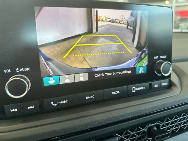 Used 2025 Blue Honda SE image 25