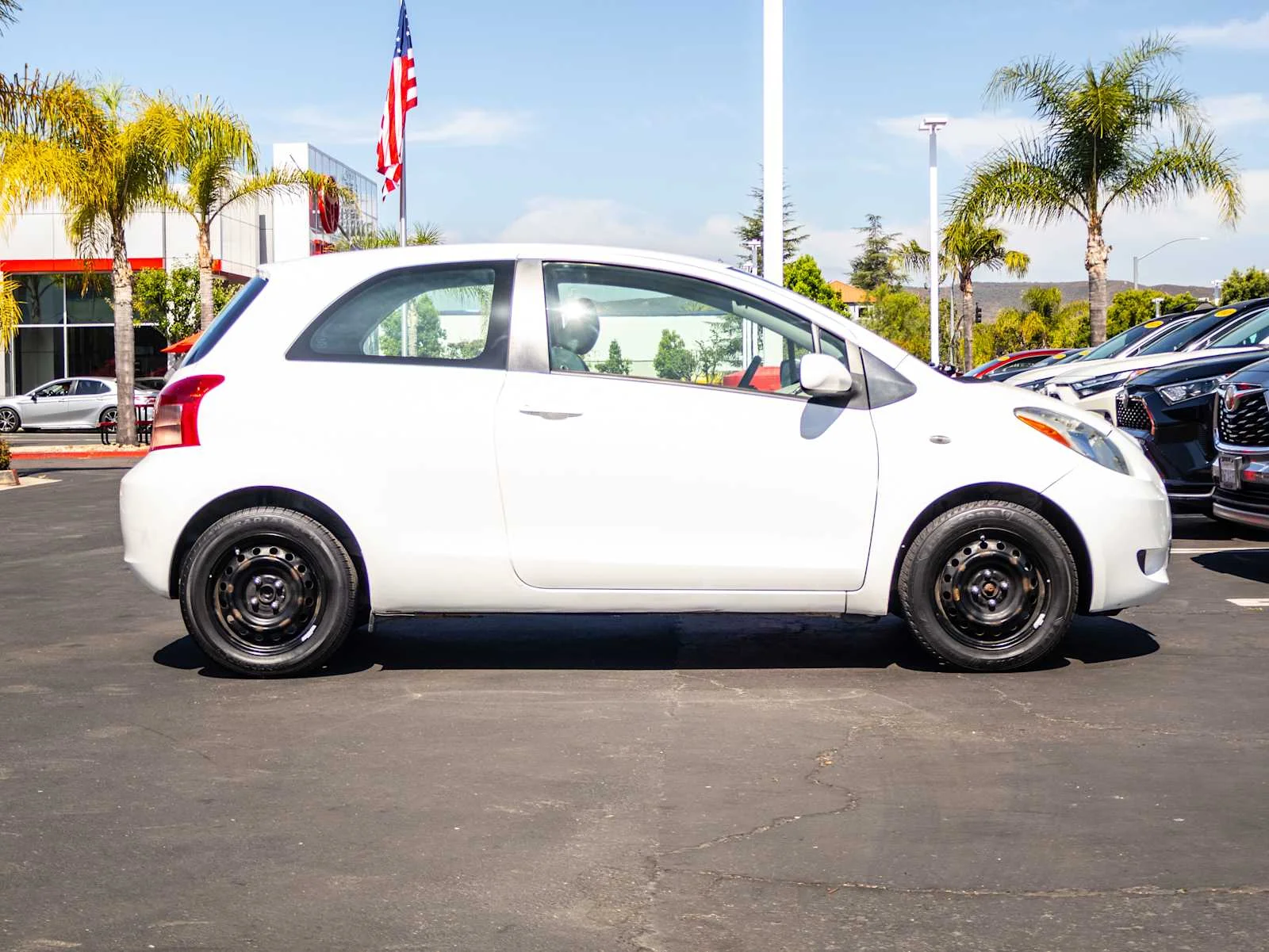 Used 2008 Polar White Toyota  image 13