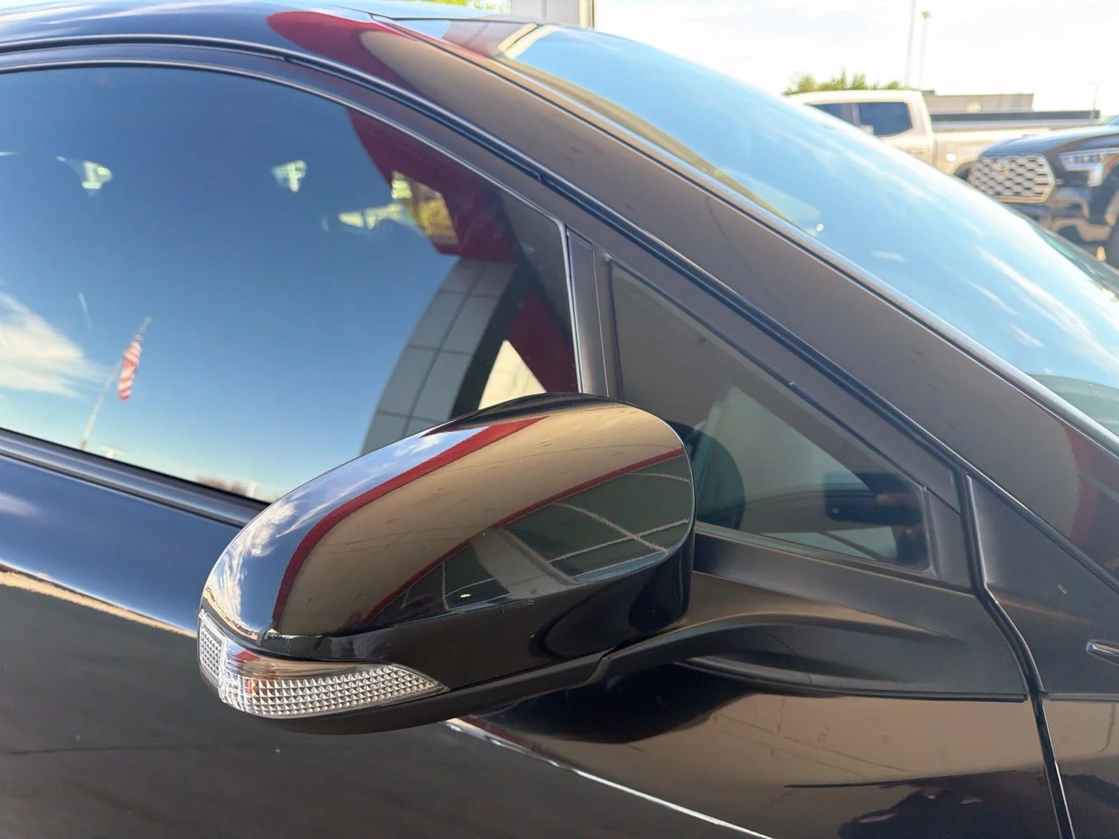 Used 2021  Toyota LE image 20