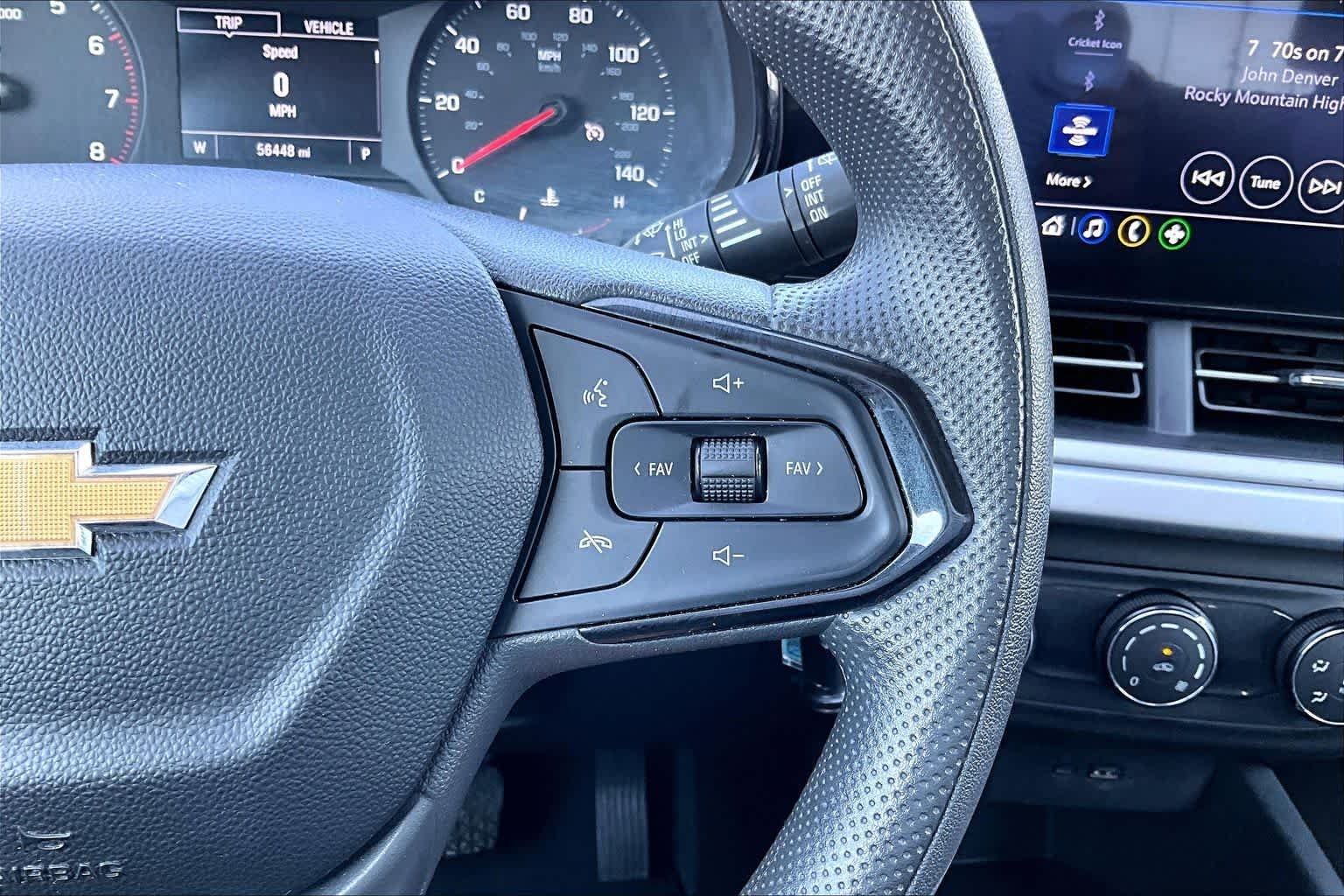 Used 2025 Summit White Chevrolet LS image 25