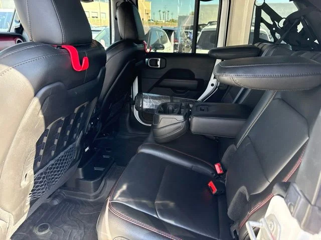 Used 2023 White Jeep Rubicon image 9