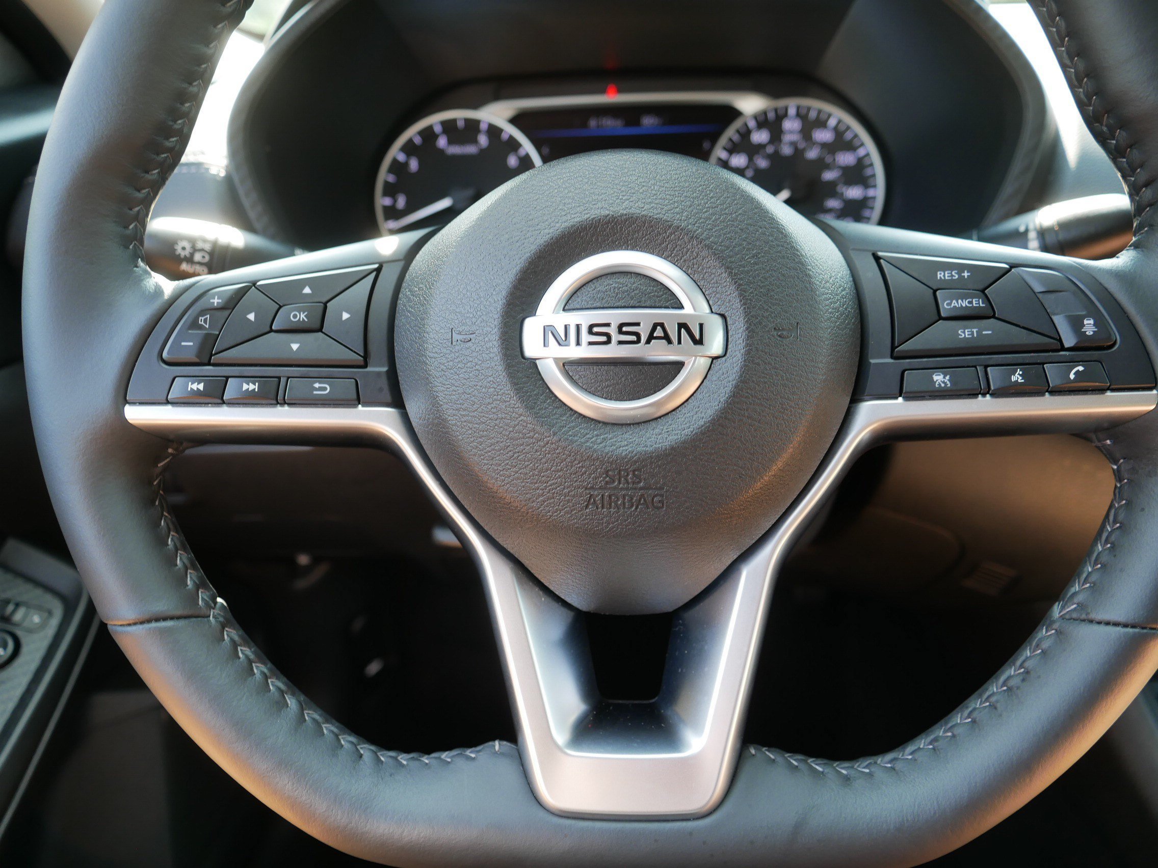 Used 2023 Brilliant Silver Metallic Nissan SV image 25