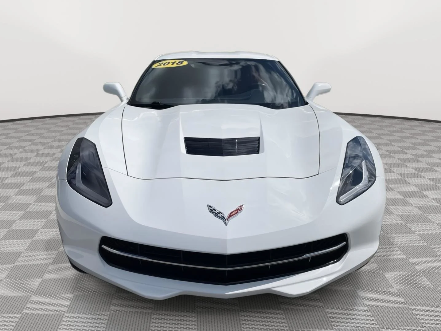 Used 2018 Arctic White Chevrolet 1LT image 3