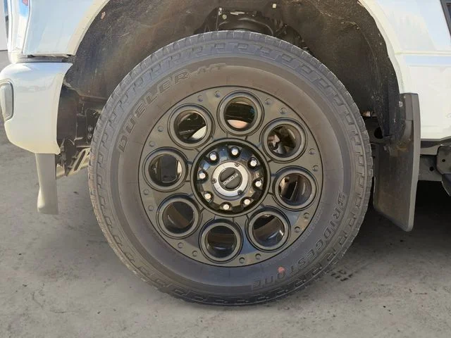 Certified Used 2025  Ford Lariat image 9