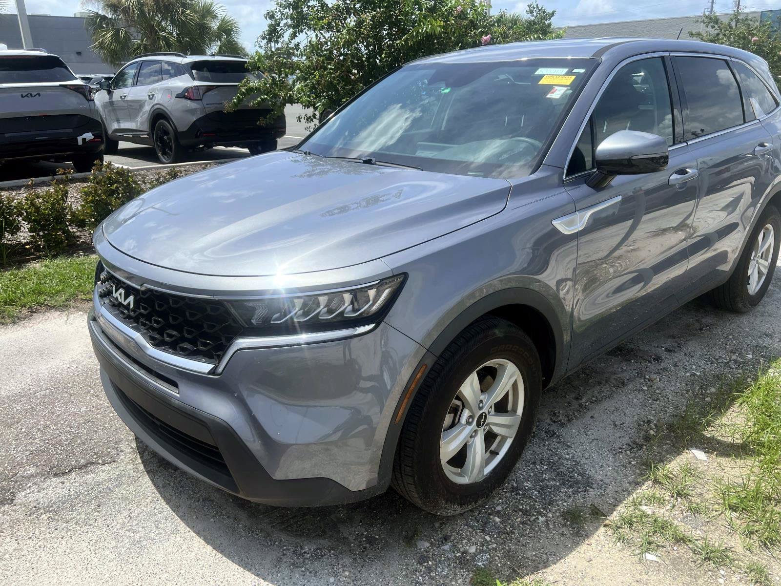 Used 2023 Everlasting Silver Kia LX image 2