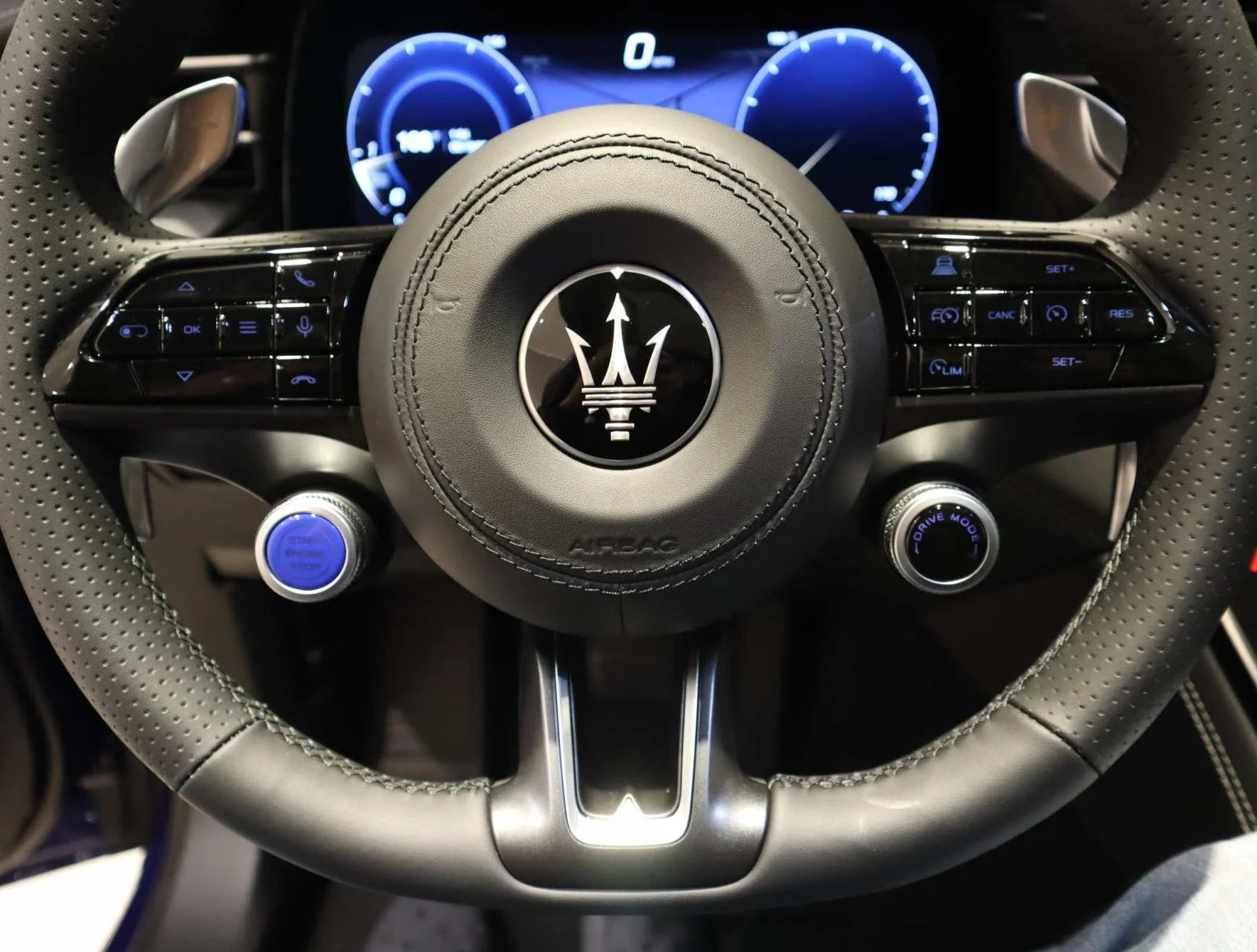 New 2025 Blu Modena Metallic Maserati AWD image 27