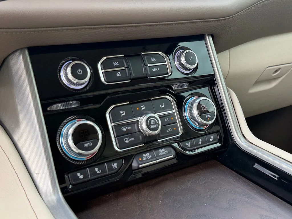 2022 GMC Yukon XL Denali - Photo 22