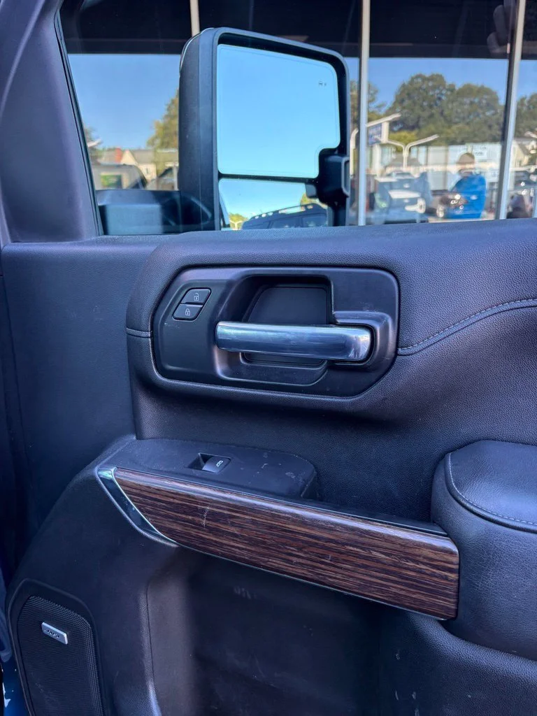 Used 2020 Blue Chevrolet High Country image 20