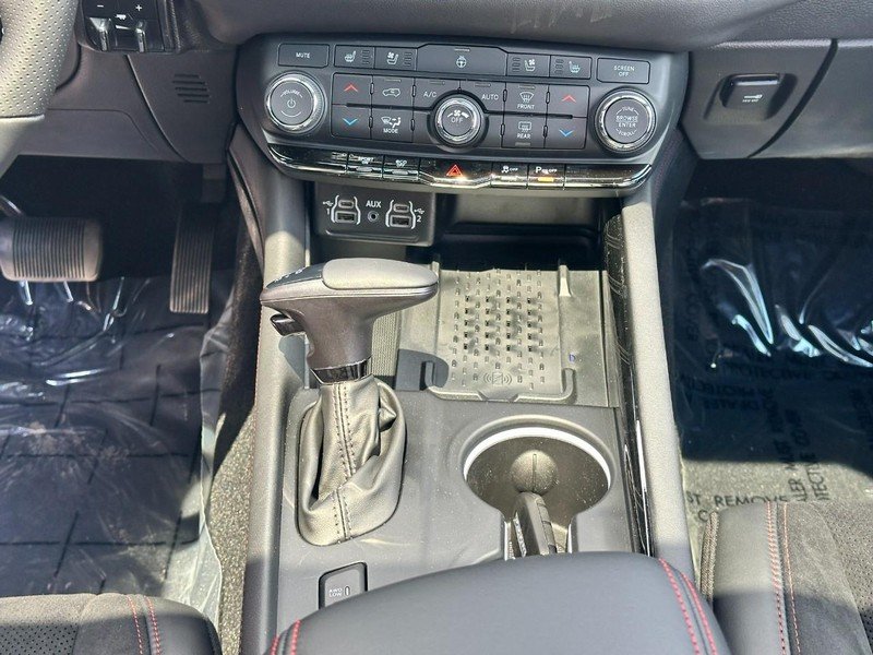 New 2026 Vapor Gray Exterior Paint Dodge GT Plus HEMI V8 AWD image 14