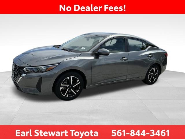 Used 2024 Gray Nissan SV image 8