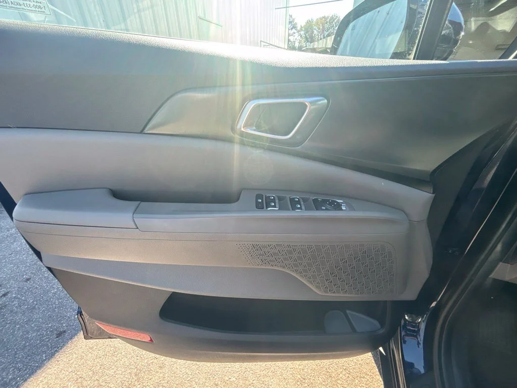 Used 2026 Blue Kia LXS image 11