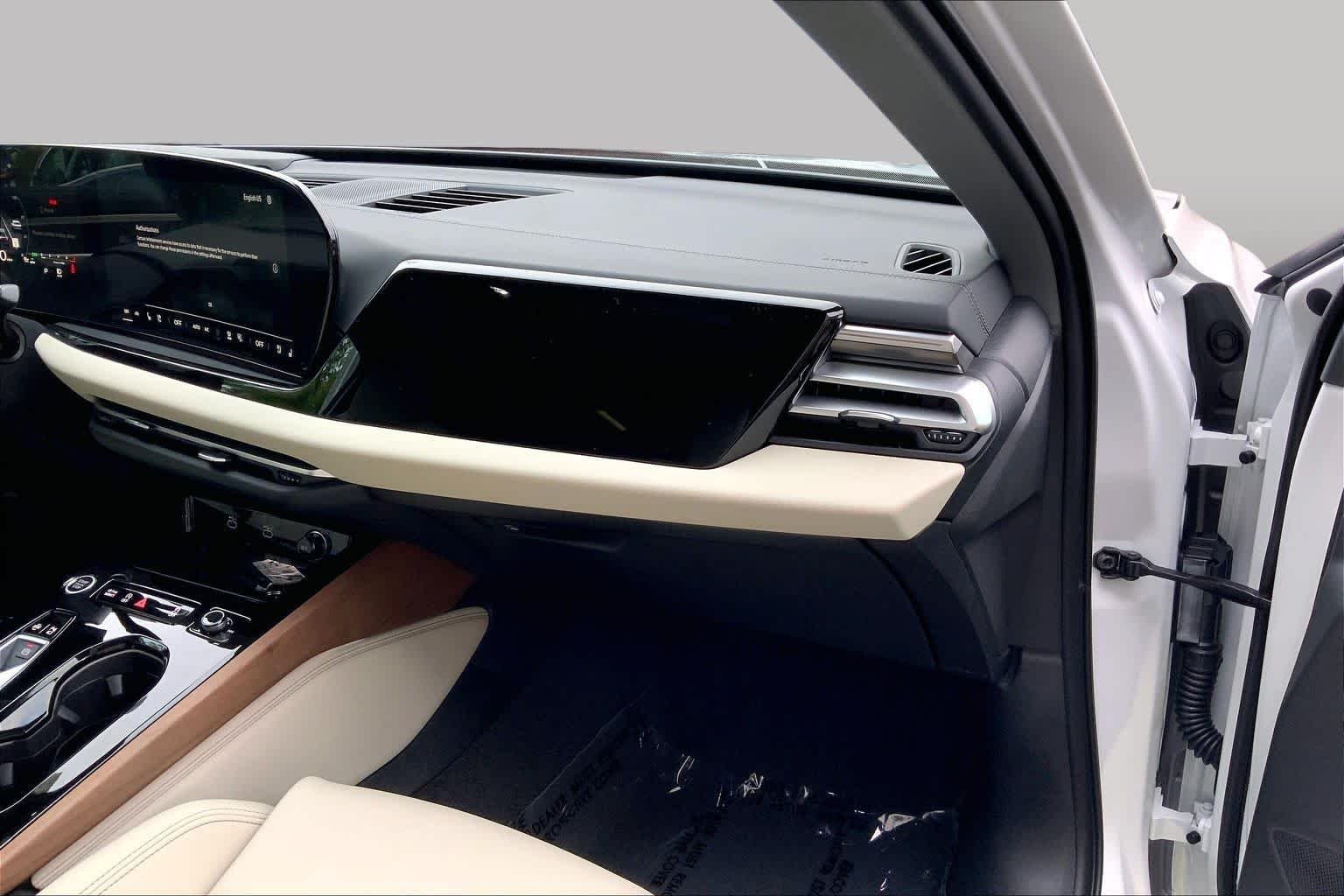 Used 2025 Glacier White Metallic Audi Premium Plus image 19