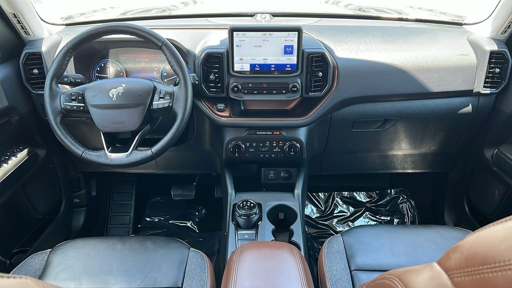 Used 2022 Black Ford Outer Banks image 9
