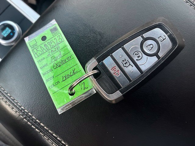 Used 2020 Black Ford Limited image 19