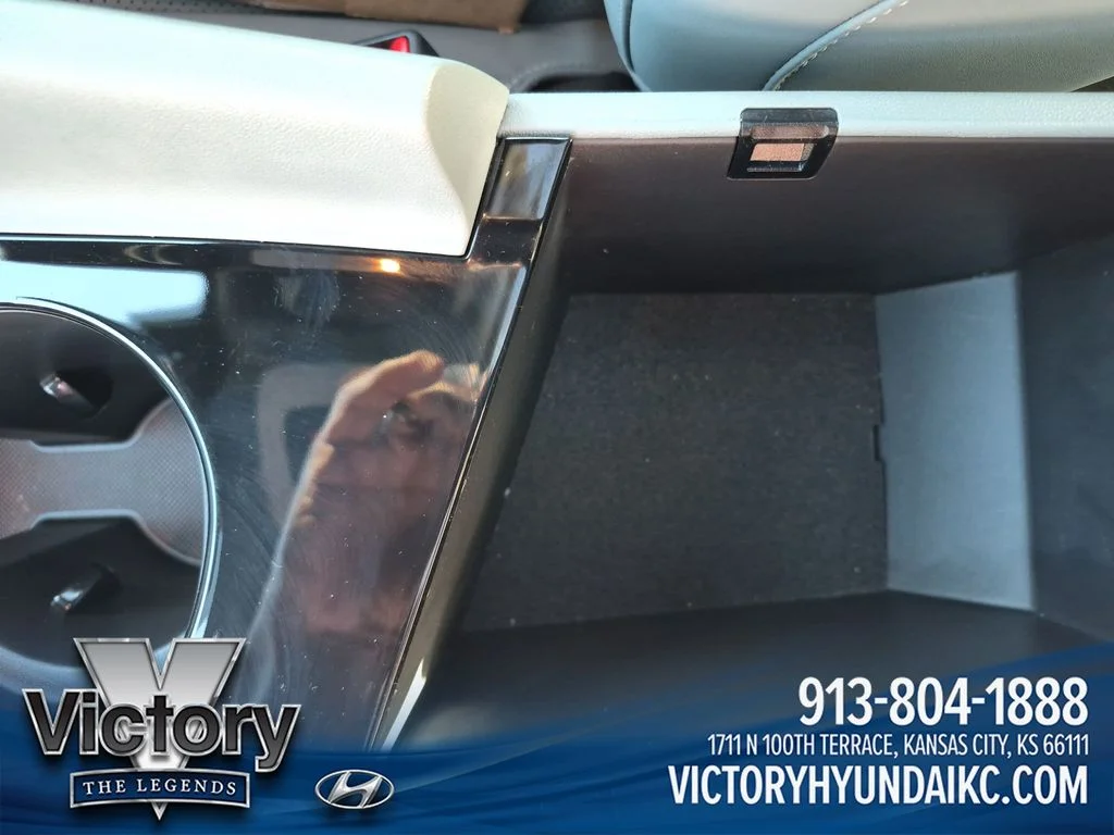 Used 2024 Silver Hyundai Limited image 27