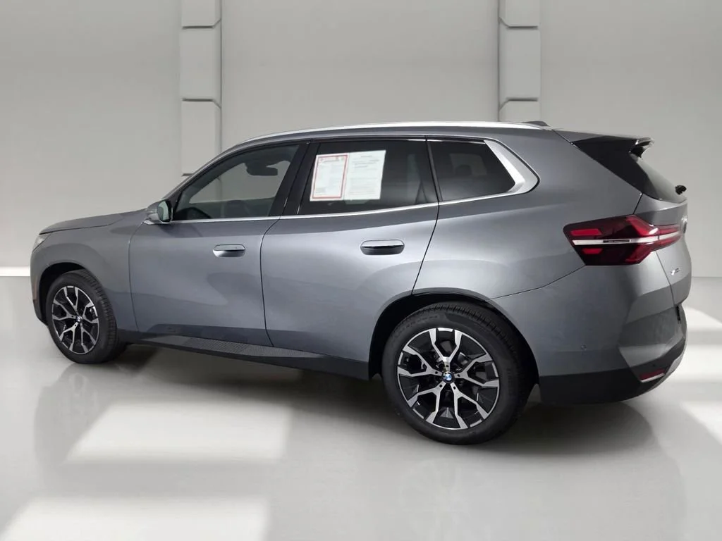 Used 2025 Skyscraper Gray Metallic BMW 30 xDrive image 7