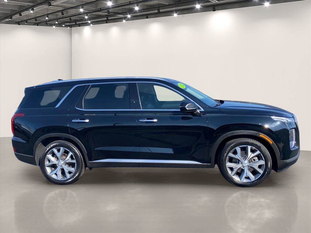 Used 2022 Abyss Black Pearl Hyundai SEL image 8