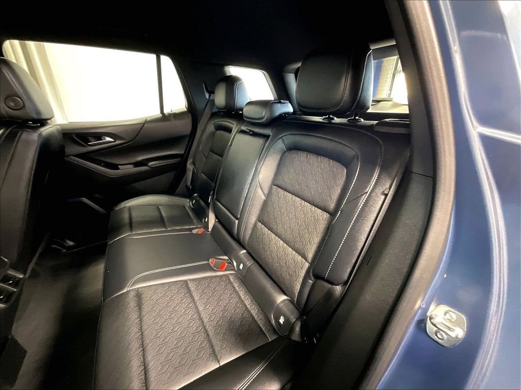 Used 2025 Blue Chevrolet LT image 15